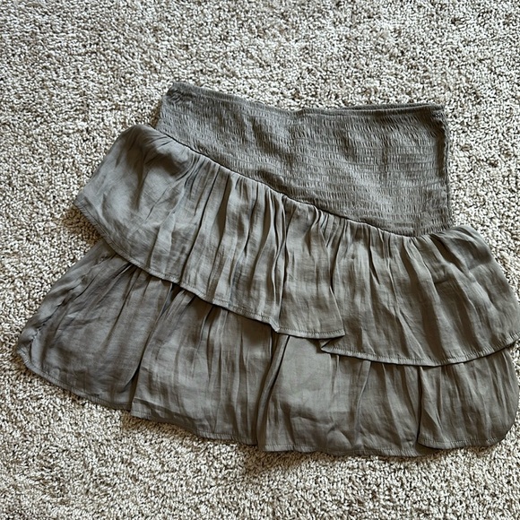 Mustard Seed Dresses & Skirts - Pewter skort size M